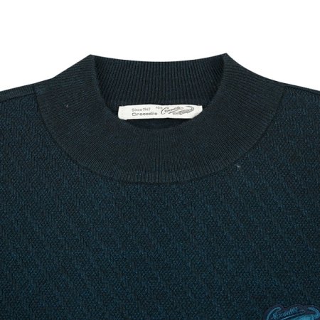 사선 조직 하프 터틀 니트