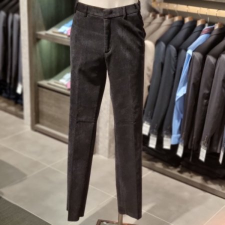 FW블랙코듀로이스트레치기모팬츠