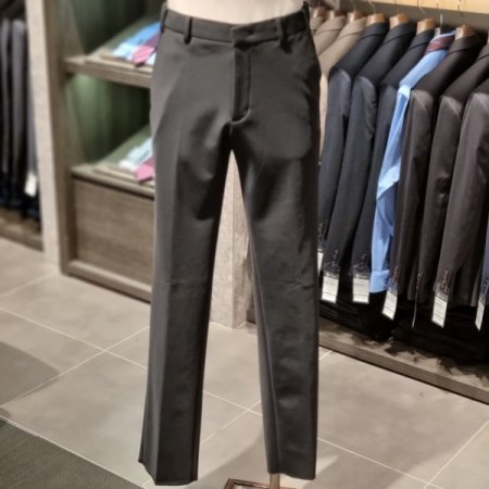 FW블랙본딩스트레치기모팬츠