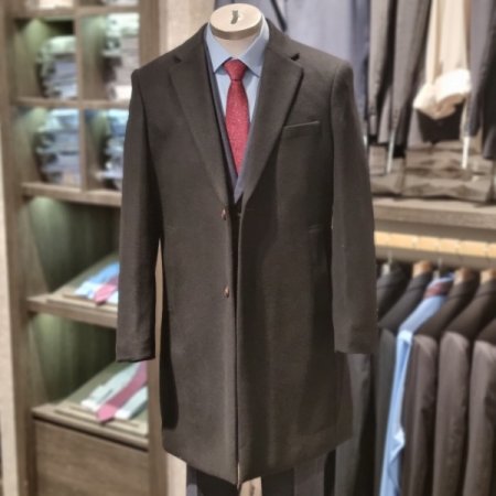 FW블랙체스터하프코트