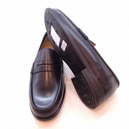 컴포트한 남성 페니 로퍼