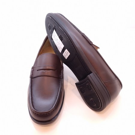 컴포트한 남성 페니 로퍼