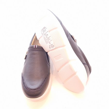 가벼운 발등 지퍼 디테일 여성 슬립온