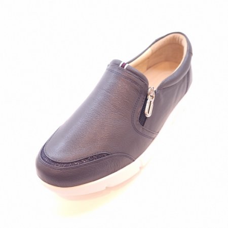 가벼운 발등 지퍼 디테일 여성 슬립온