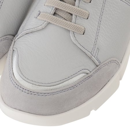 심플한 경량 몰드창 밴드 스니커즈