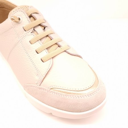 심플한 경량 몰드창 밴드 스니커즈