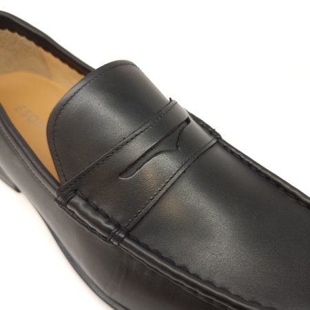 컴포트한 남성 페니 로퍼