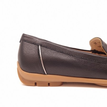 레이져 펀칭 디테일 컴포트 슈즈