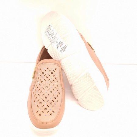 발등 펀칭과 핫피스 장식 여성 슬립온