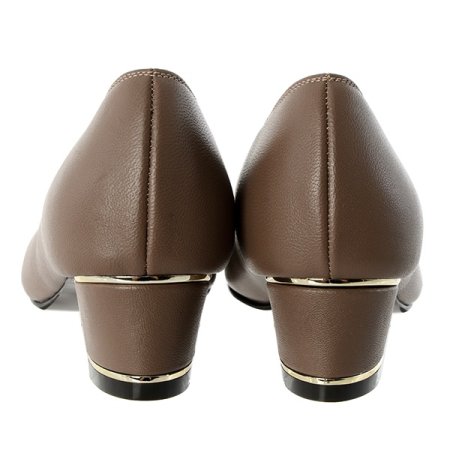 사각 장식이 돋보이는 편한 펌프스