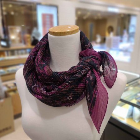 수입 플리츠 스카프