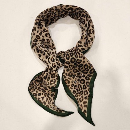 울실크 호피 쁘띠 스카프