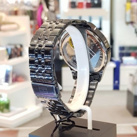 타미힐피거 남성시계