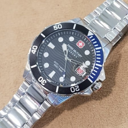 스위스밀리터리 남성 메탈시계