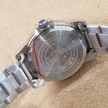 스위스밀리터리 남성 메탈시계