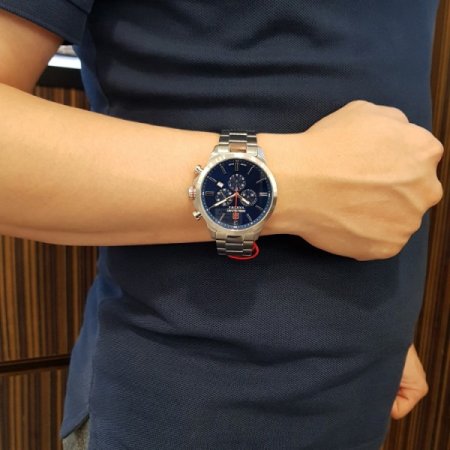 스위스밀리터리 남성 메탈시계