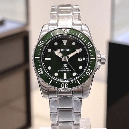 세이코 솔라 남성 메탈시계