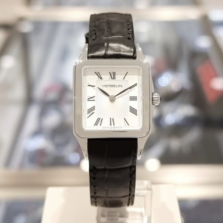 LUNA 가죽 여성시계 우림