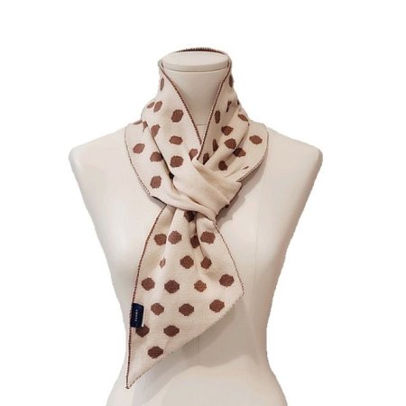 도트 끼움 니트 머플러