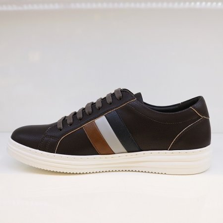 남성 데일리 스니커즈 브라운