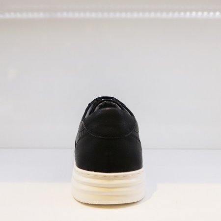 남성 데일리 스니커즈 블랙