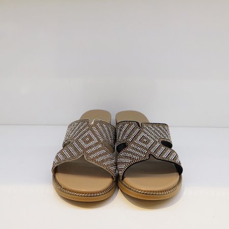 여성 4CM 고무창 큐빅샌들 2종