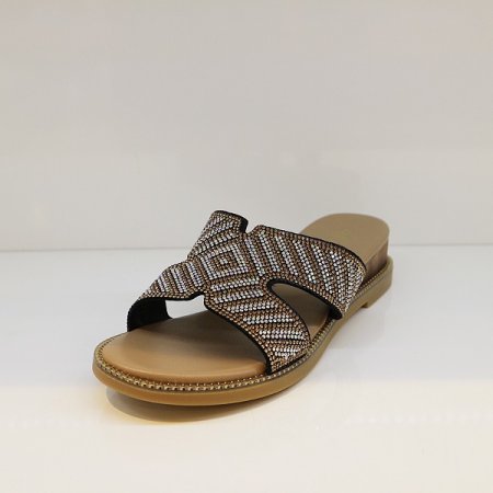 여성 4CM 고무창 큐빅샌들 2종