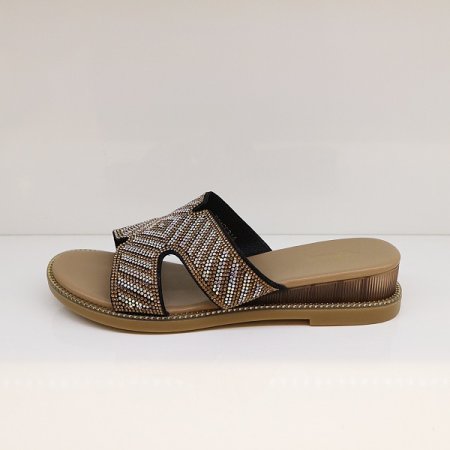 여성 4CM 고무창 큐빅샌들 블랙