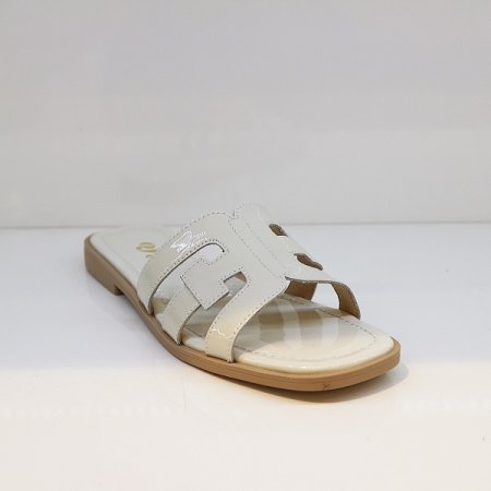 여성 발편한 에나멜 샌들 화이트