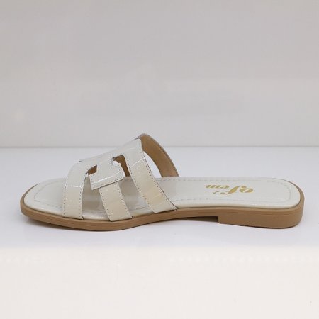 여성 발편한 에나멜 샌들 화이트