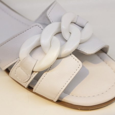 여성 소가죽 볼드 체인 샌들 화이트