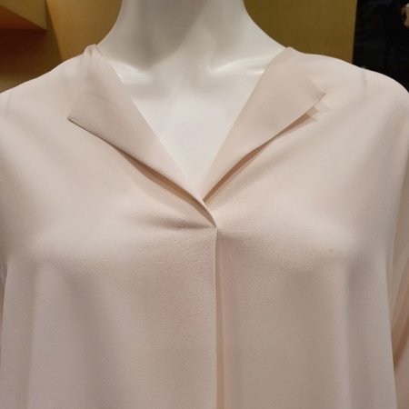 박스카라블라우스