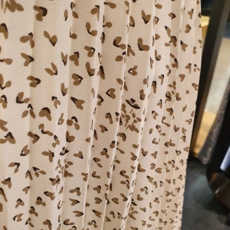 하트주름스커트