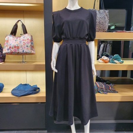 쉐도우반팔원피스