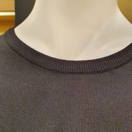 티나라운드니트티