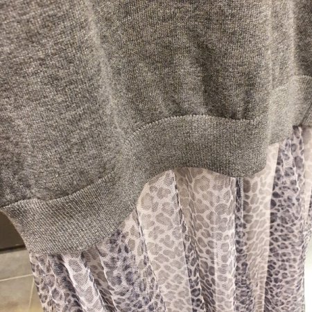 지그잭반무늬긴팔