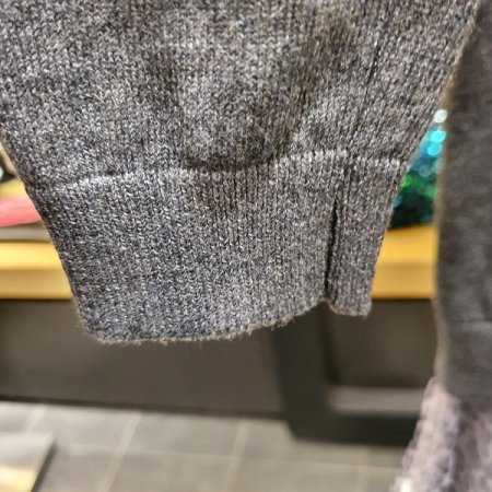 지그잭반무늬긴팔