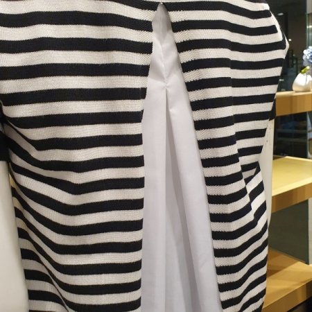 프릴레이어드니트티