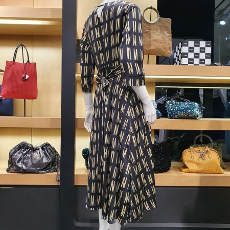 레이온 문자 원피스