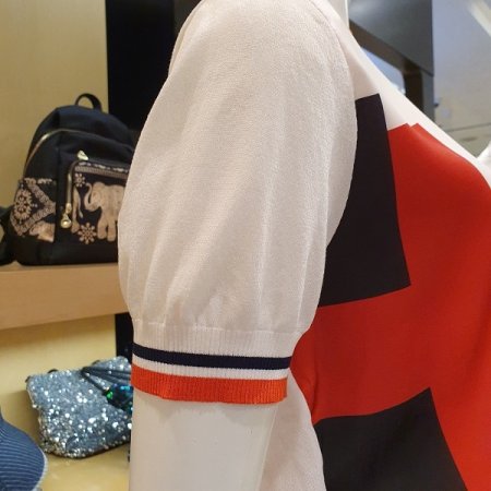 실크혼방 니트티