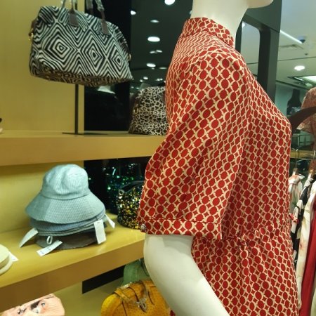 브이 네크라인 원피스