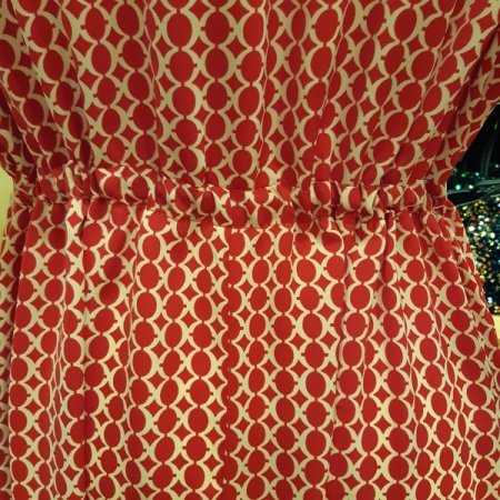 브이 네크라인 원피스