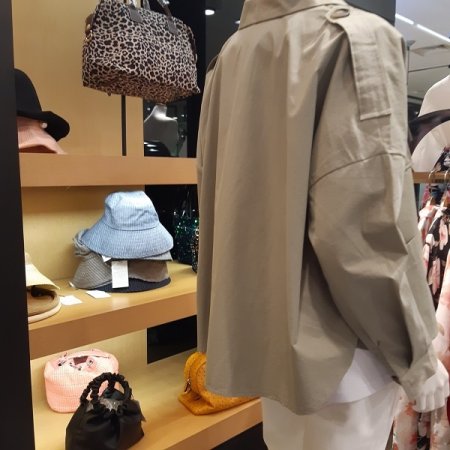 견장 포켓 숏 자켓