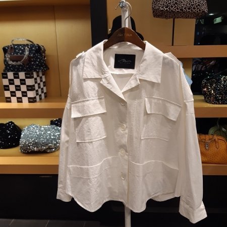 견장 포켓 숏 자켓