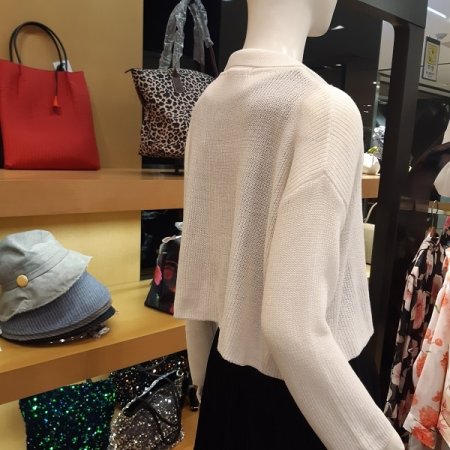 젬마 카라 니트