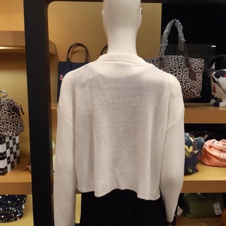 젬마 카라 니트