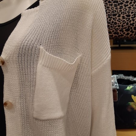 젬마 카라 니트