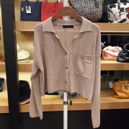 젬마 카라 니트