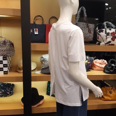 또또 라운드 티