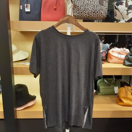 또또 라운드 티